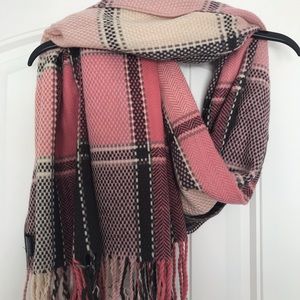 Pink knit scarf